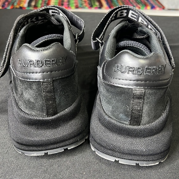 Burberry sneakers - Picture 4 of 8